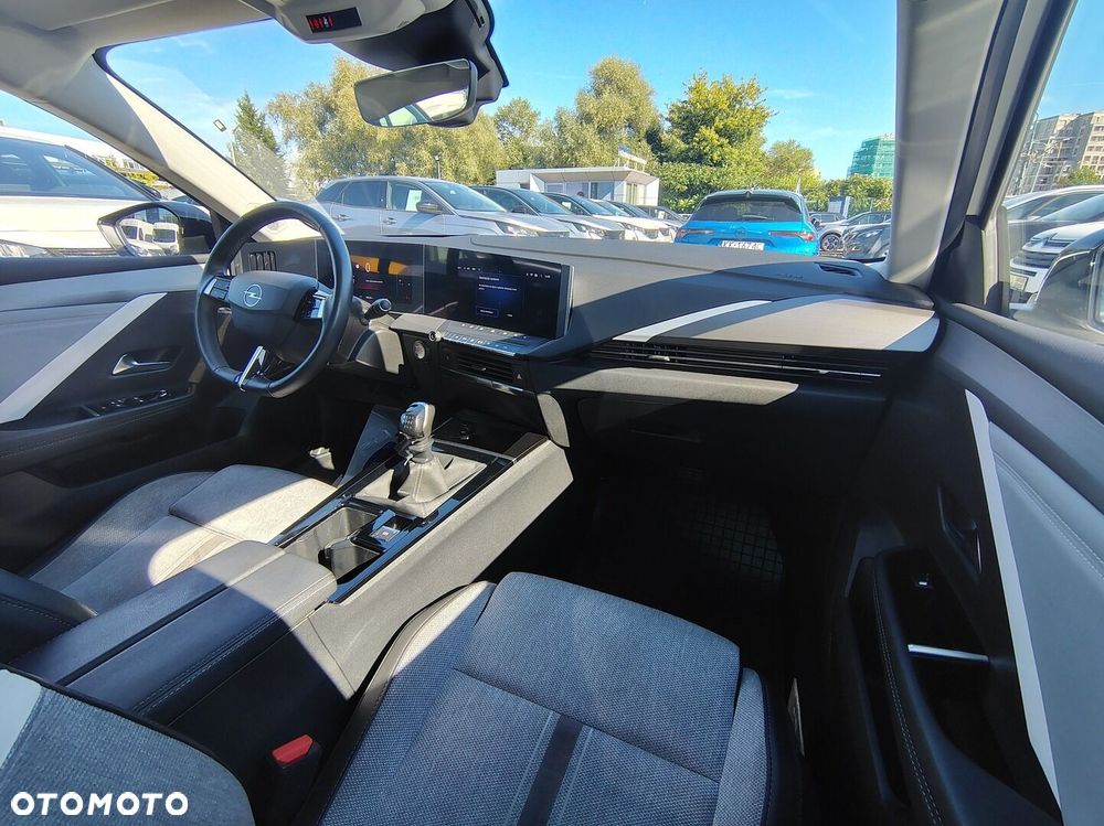 Opel Astra 1.2 Turbo Elegance - 9