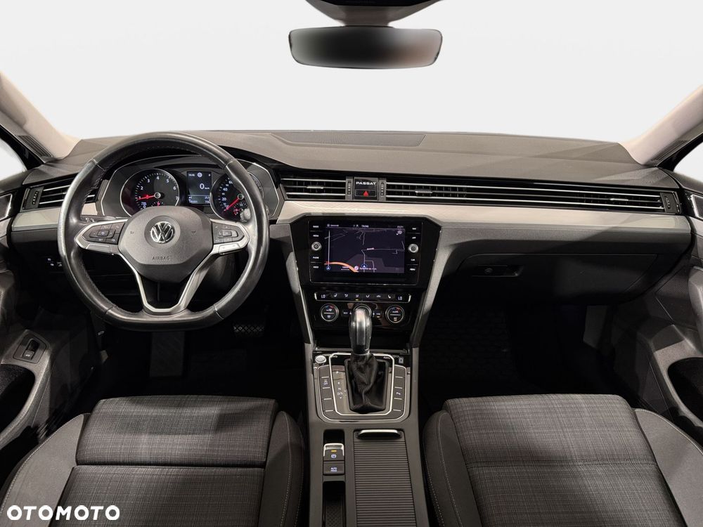 Volkswagen Passat Variant - 10