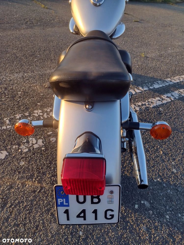 Suzuki Intruder - 4