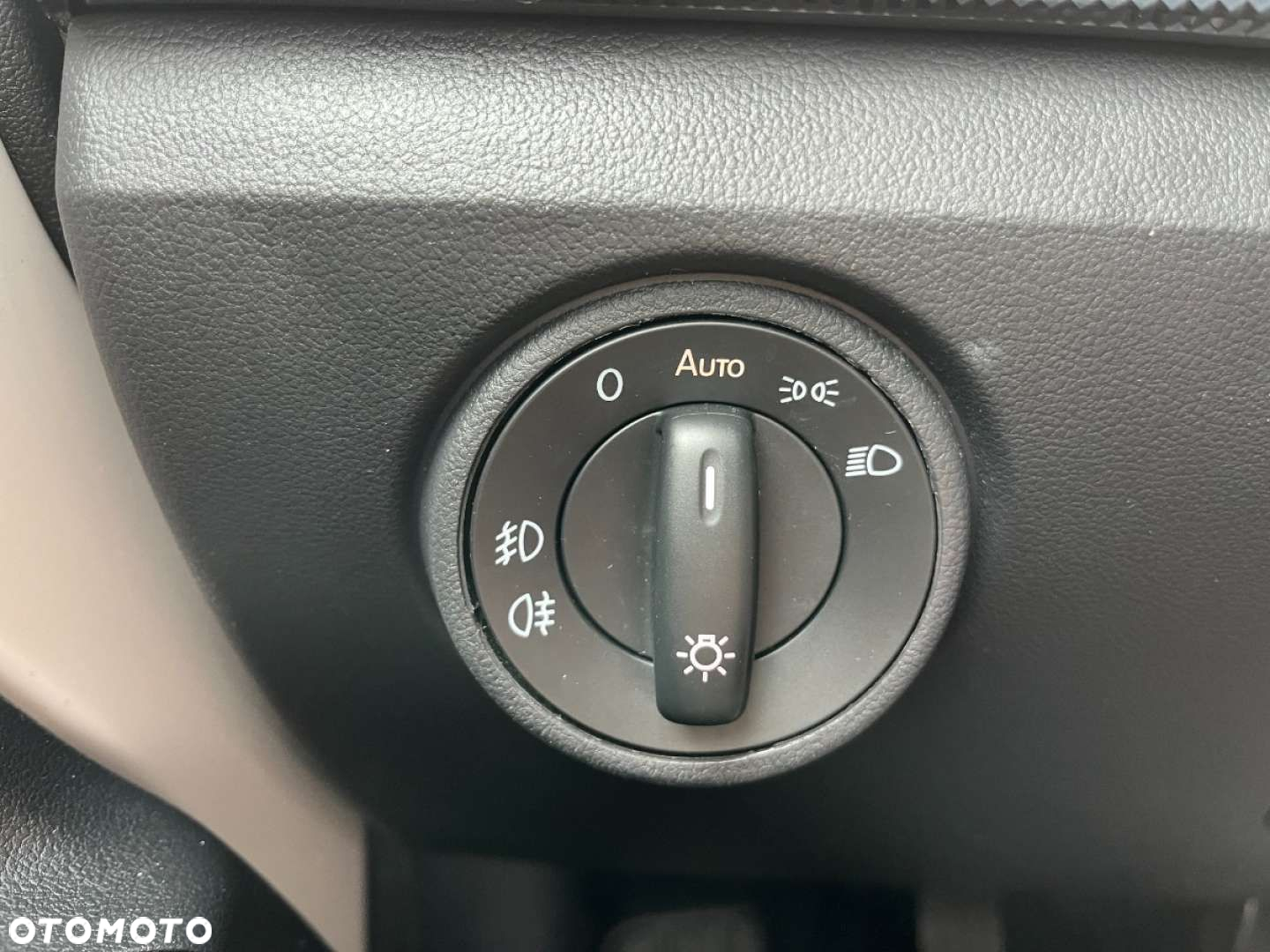 Volkswagen up! 1.0 high - 14