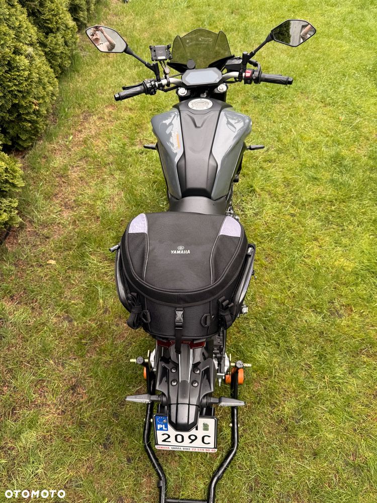 Yamaha MT - 12
