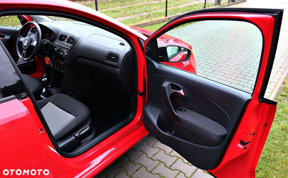 Volkswagen Polo - 18