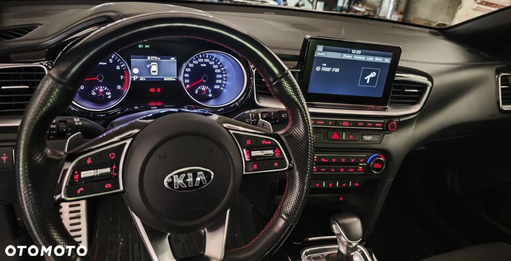 Kia ProCeed 1.6 T-GDI GT DCT - 33