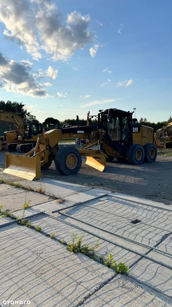 Caterpillar 120 M2 AWD - 4