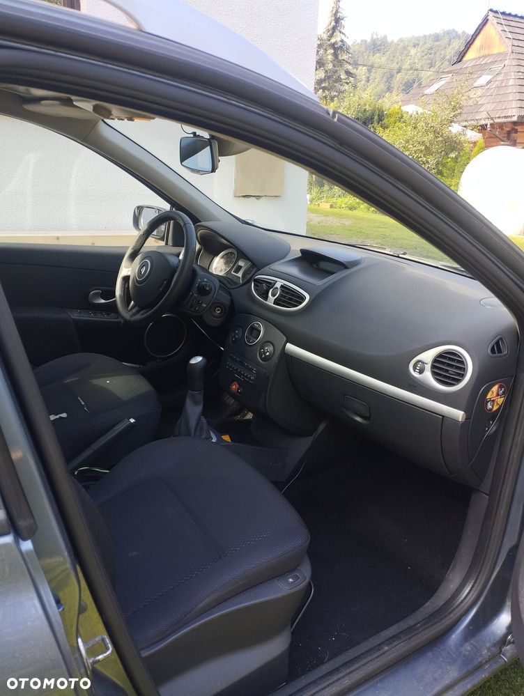 Renault Clio 1.6 16V Dynamique - 4