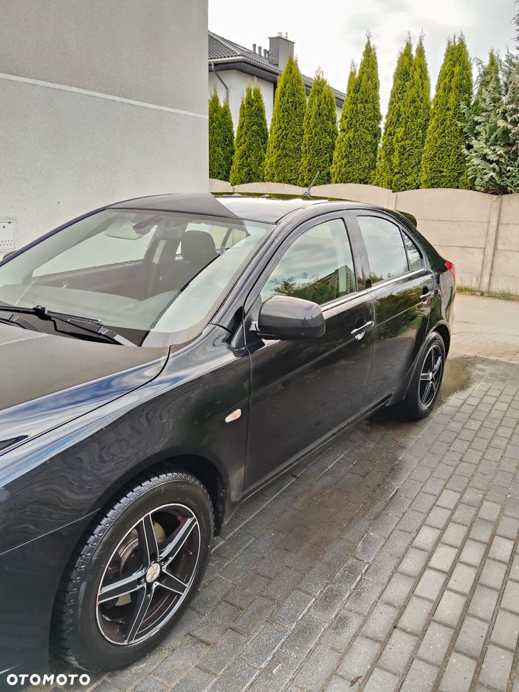 Mitsubishi Lancer 1.8 Invite - 18