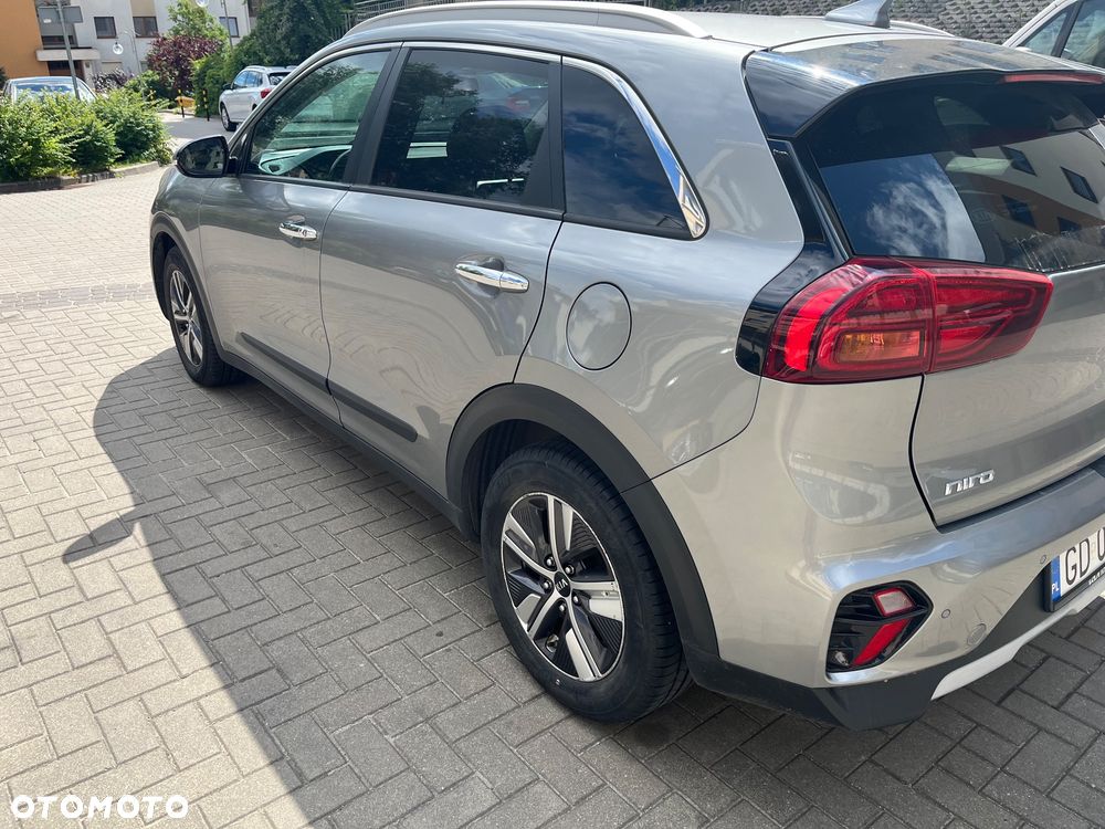 Kia Niro 1.6 GDI Hybrid L - 8