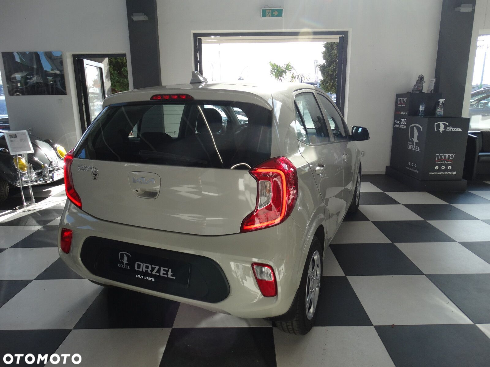 Kia Picanto - 8