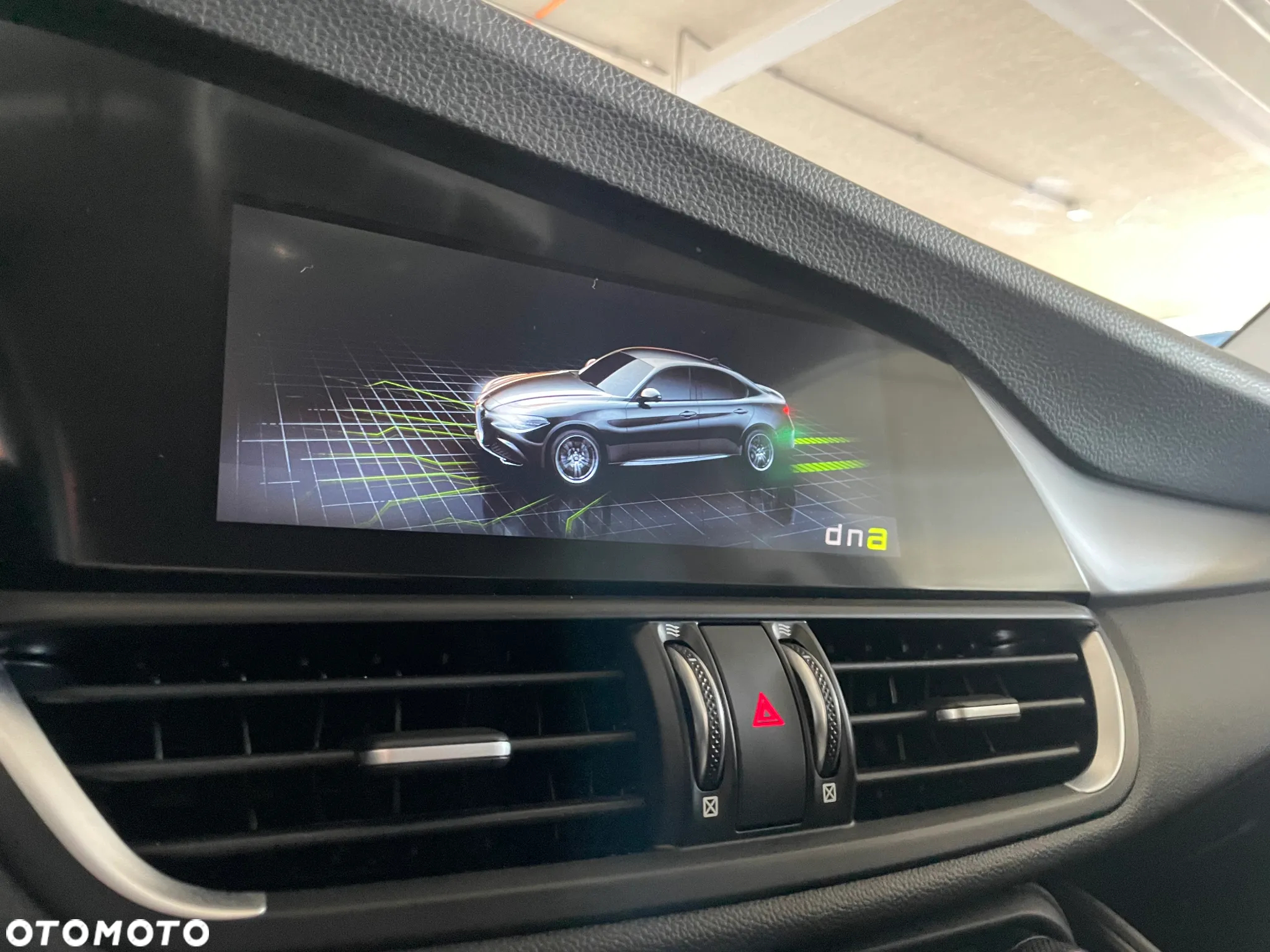 Alfa Romeo Giulia 2.0 Turbo Super - 29