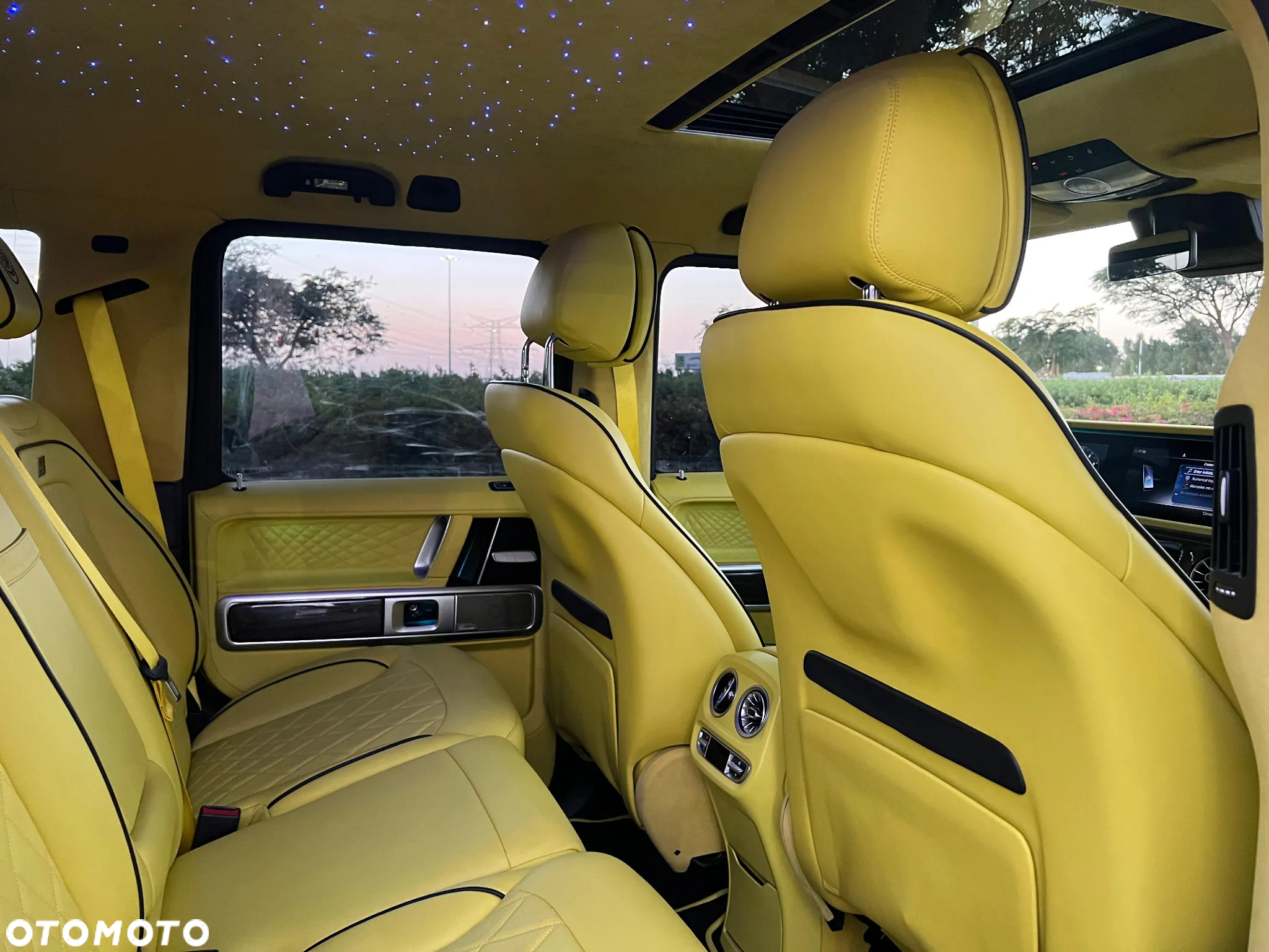 Mercedes-Benz Klasa G AMG 63 4x4 - 33