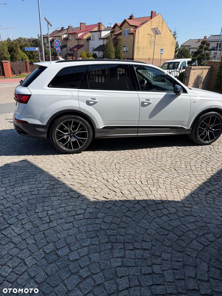 Audi Q7 ver-50-tdi-mhev-quattro-s-line-tiptr - 11