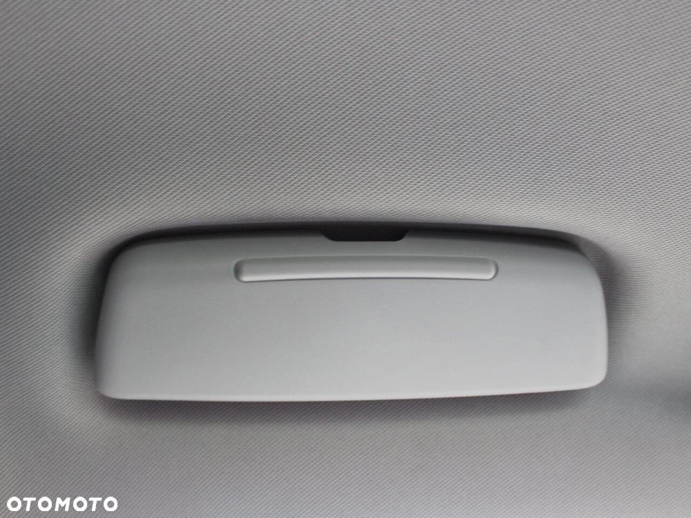 Volkswagen Caravelle 2.0 TDI L1 Style - 21