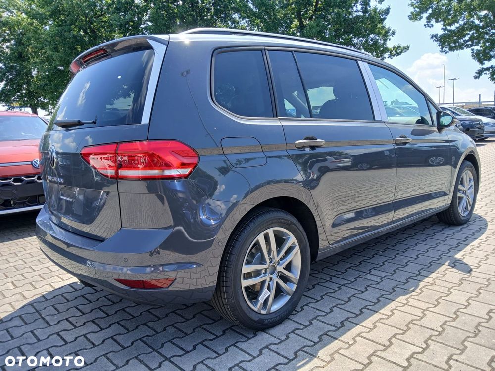 Volkswagen Touran 1.5 TSI EVO Comfortline Plus DSG - 5