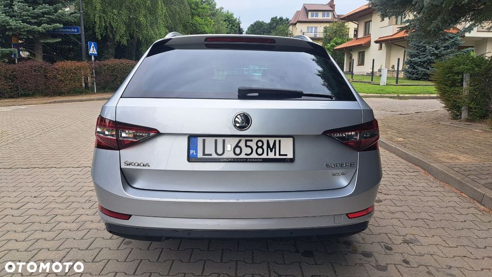 Skoda Superb 2.0 TDI SCR 4x4 Ambition DSG - 5