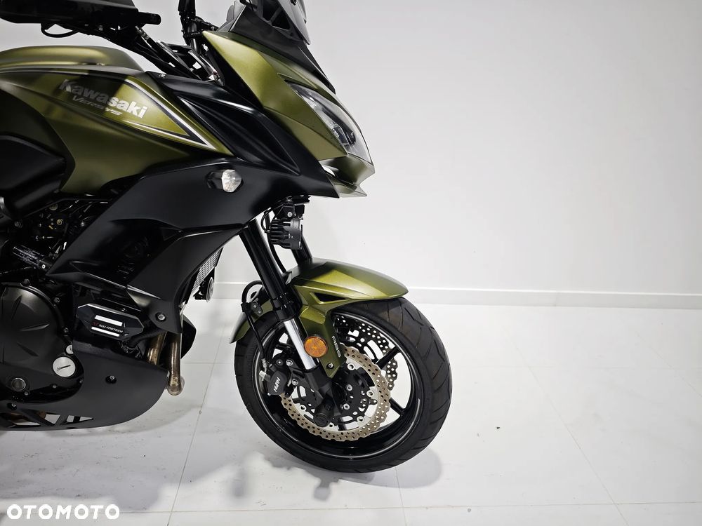 Kawasaki Versys 650 - 8