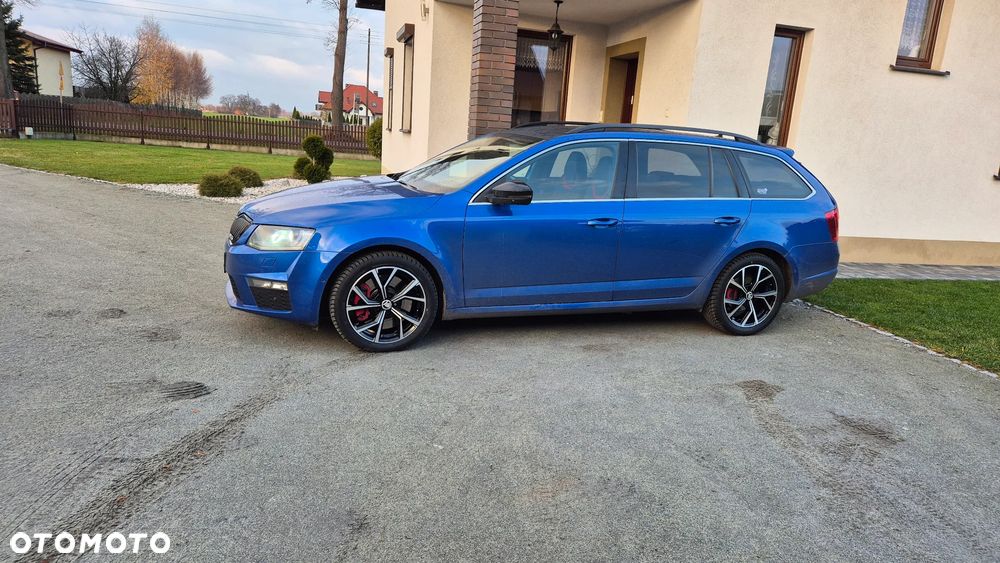 Skoda Octavia 2.0 TDI RS DSG - 17