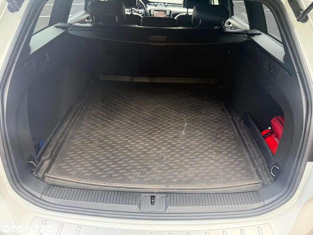 Volkswagen Passat 2.0 TDI BMT Highline DSG - 10