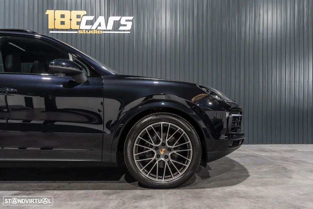 Porsche Cayenne Platinum Edition - 43