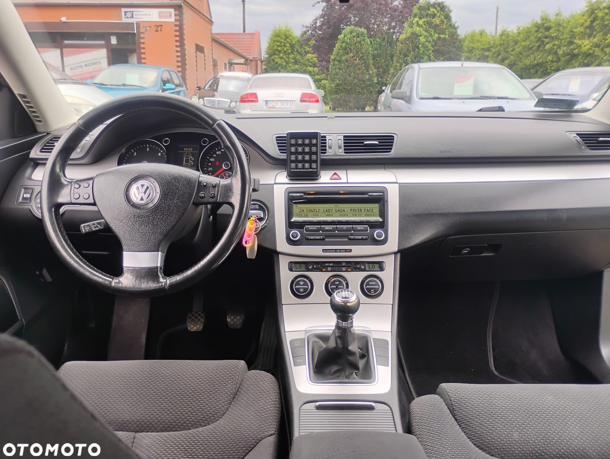 Volkswagen Passat 2.0 TDI Comfortline - 28
