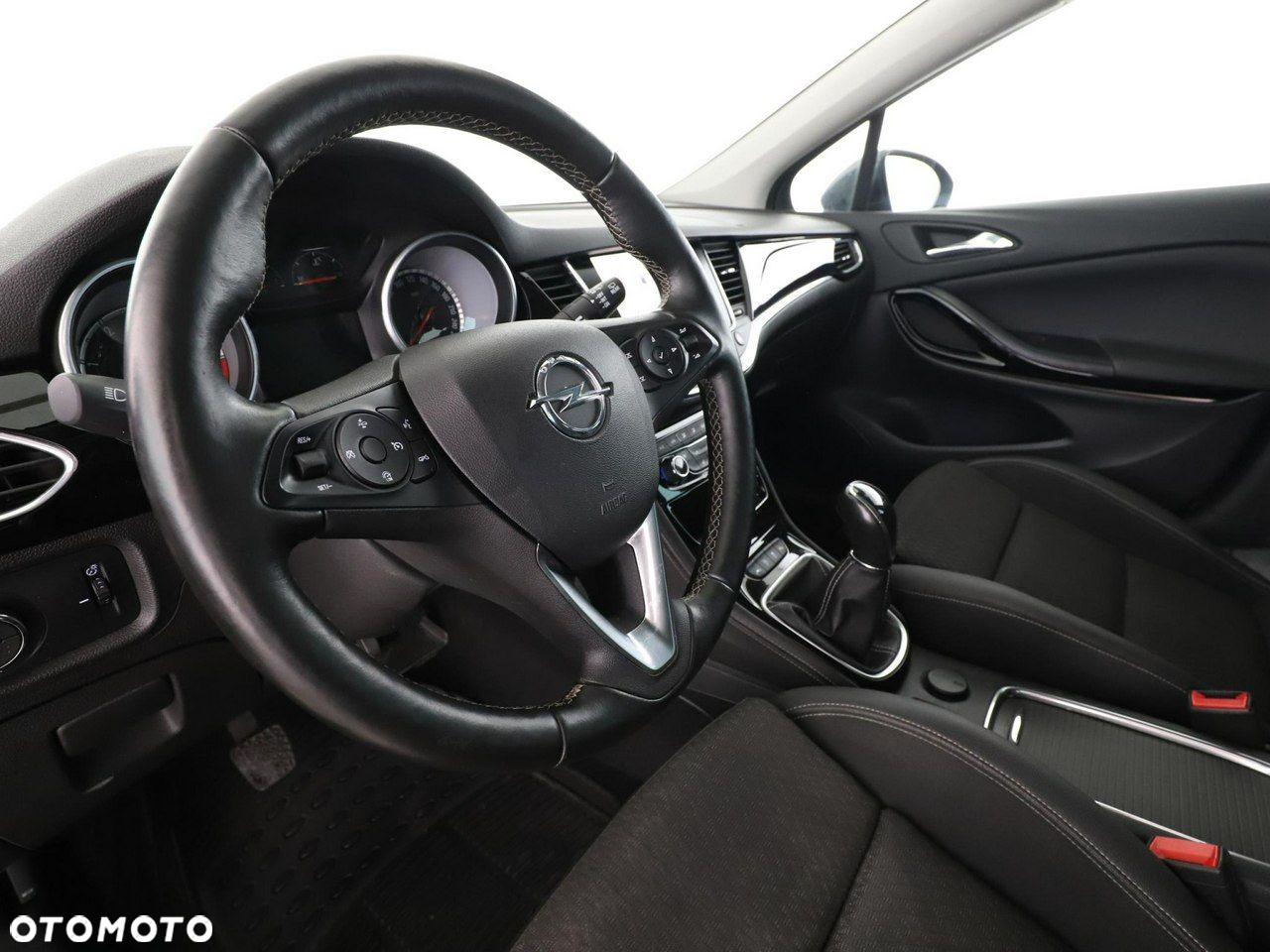 Opel Astra 1.6 D (CDTI) Start/Stop Innovation - 14