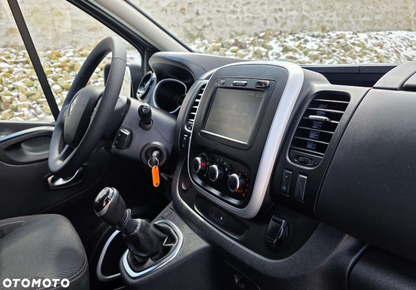 Renault Trafic - 18