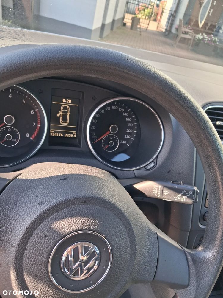 Volkswagen Golf - 9