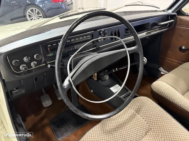 Volvo 145 S Deluxe Kombi 2.0 - 27