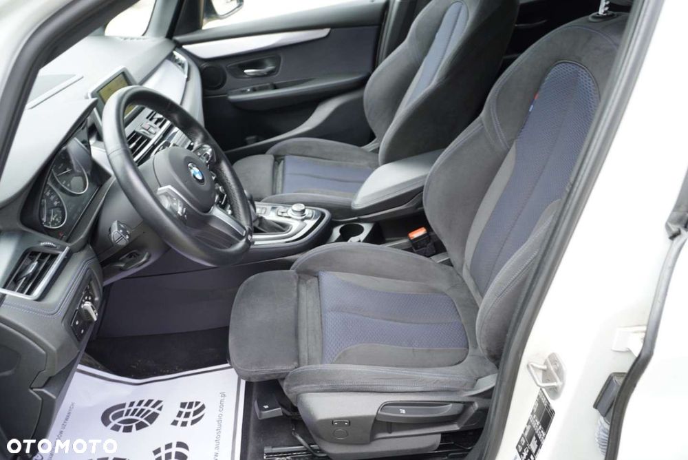 BMW Seria 2 220d xDrive Sport-Aut M Sport - 11