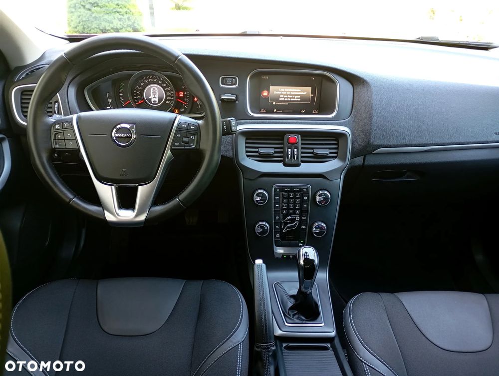 Volvo V40 D2 Geartronic - 18