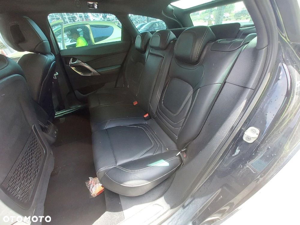 Citroën DS5 2.0 BlueHDi SportChic - 17