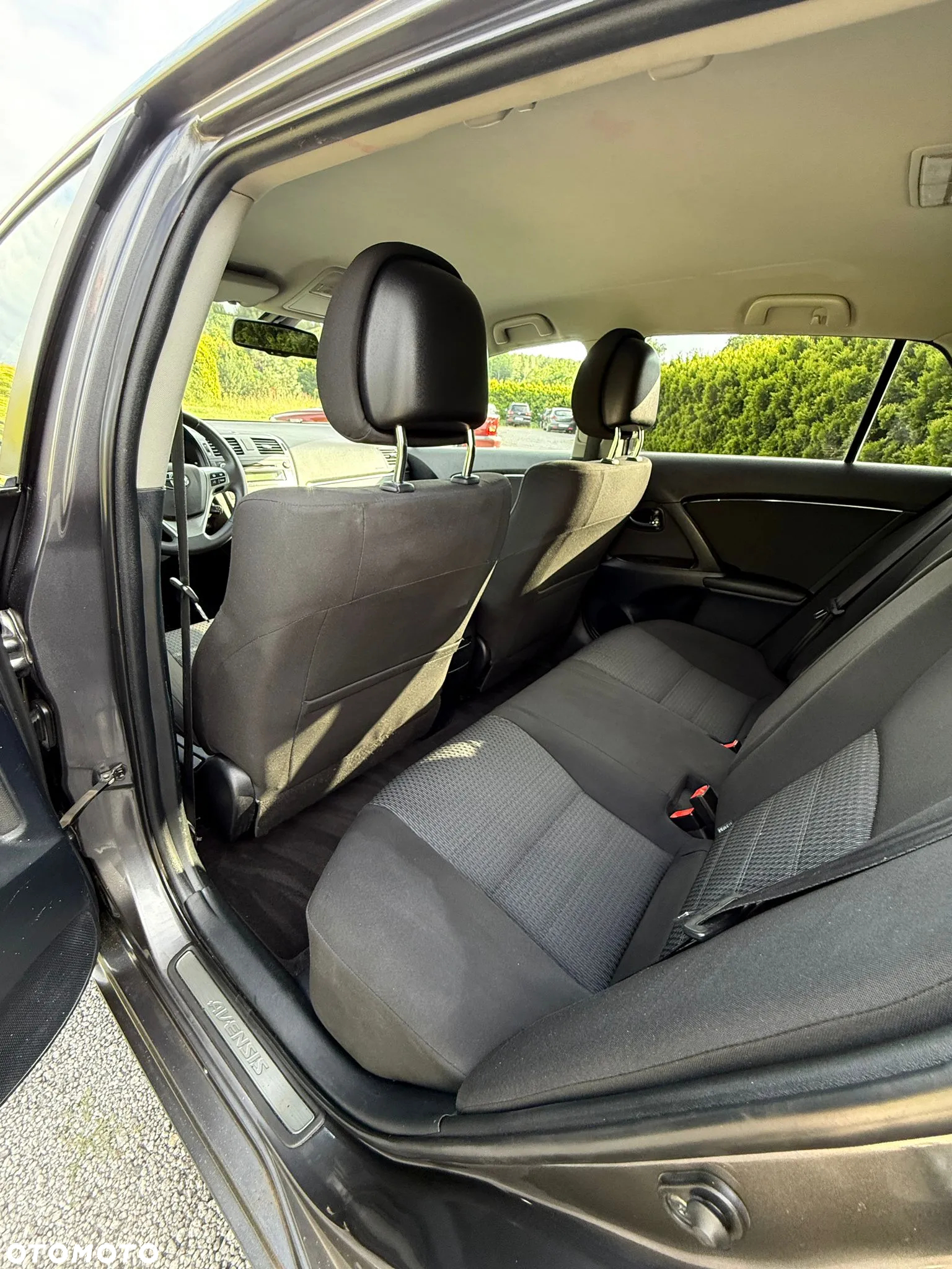 Toyota Avensis 2.0 D-4D Platinium - 13