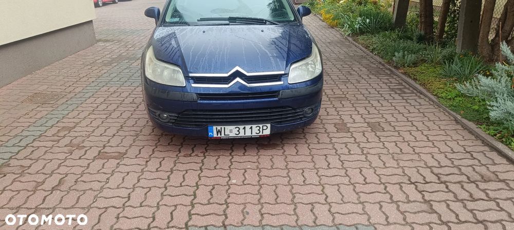 Citroën C4 1.6 16V Style - 2