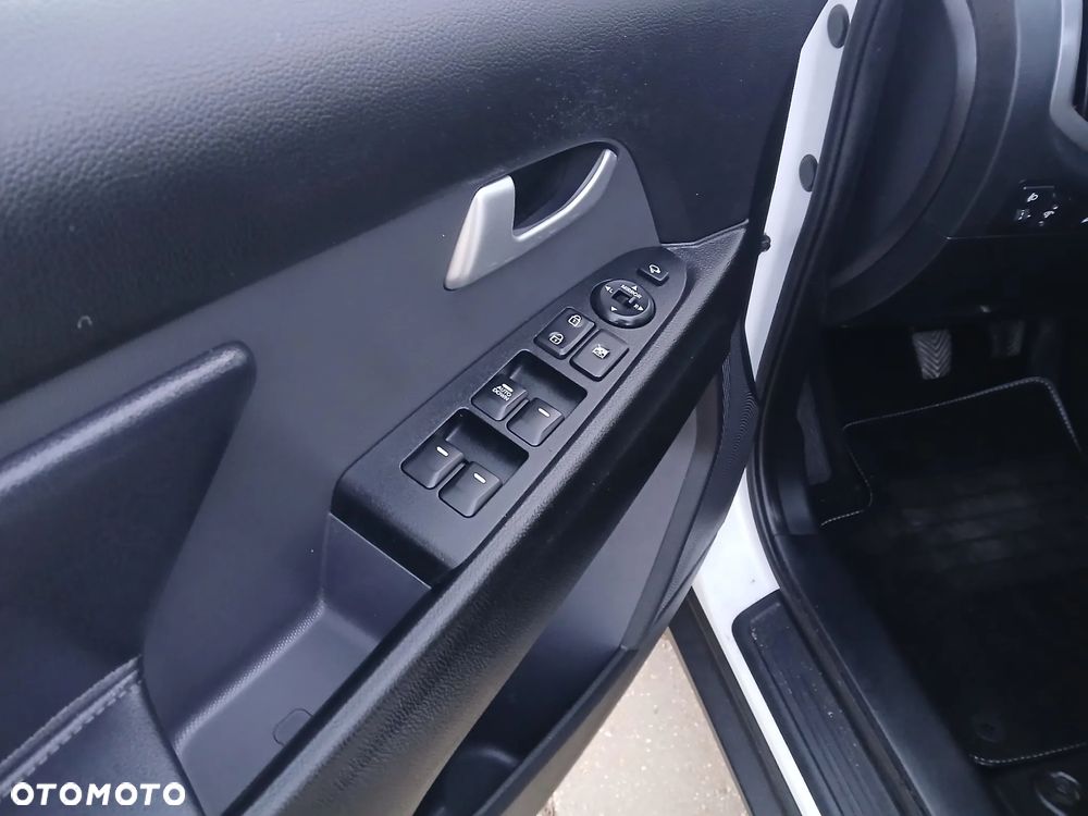 Kia Sportage 1.7 CRDI Business Line M 2WD - 18