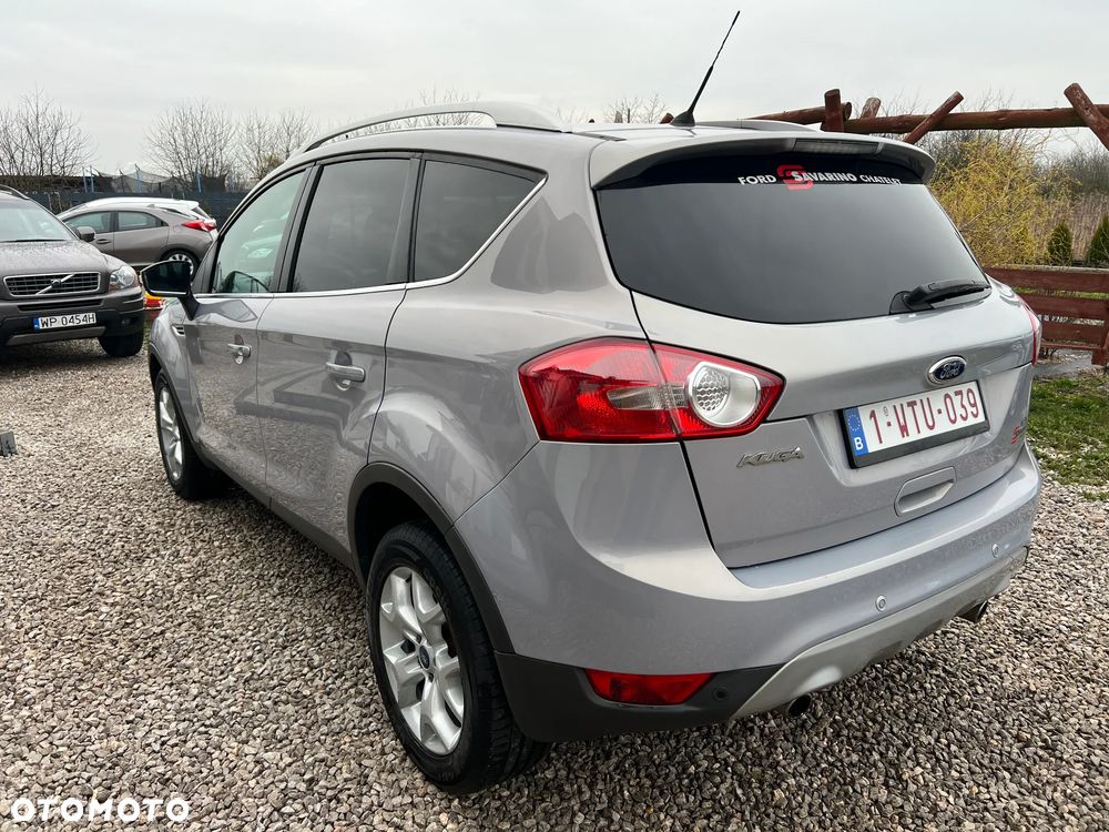Ford Kuga 2.0 TDCi 2x4 Titanium - 16
