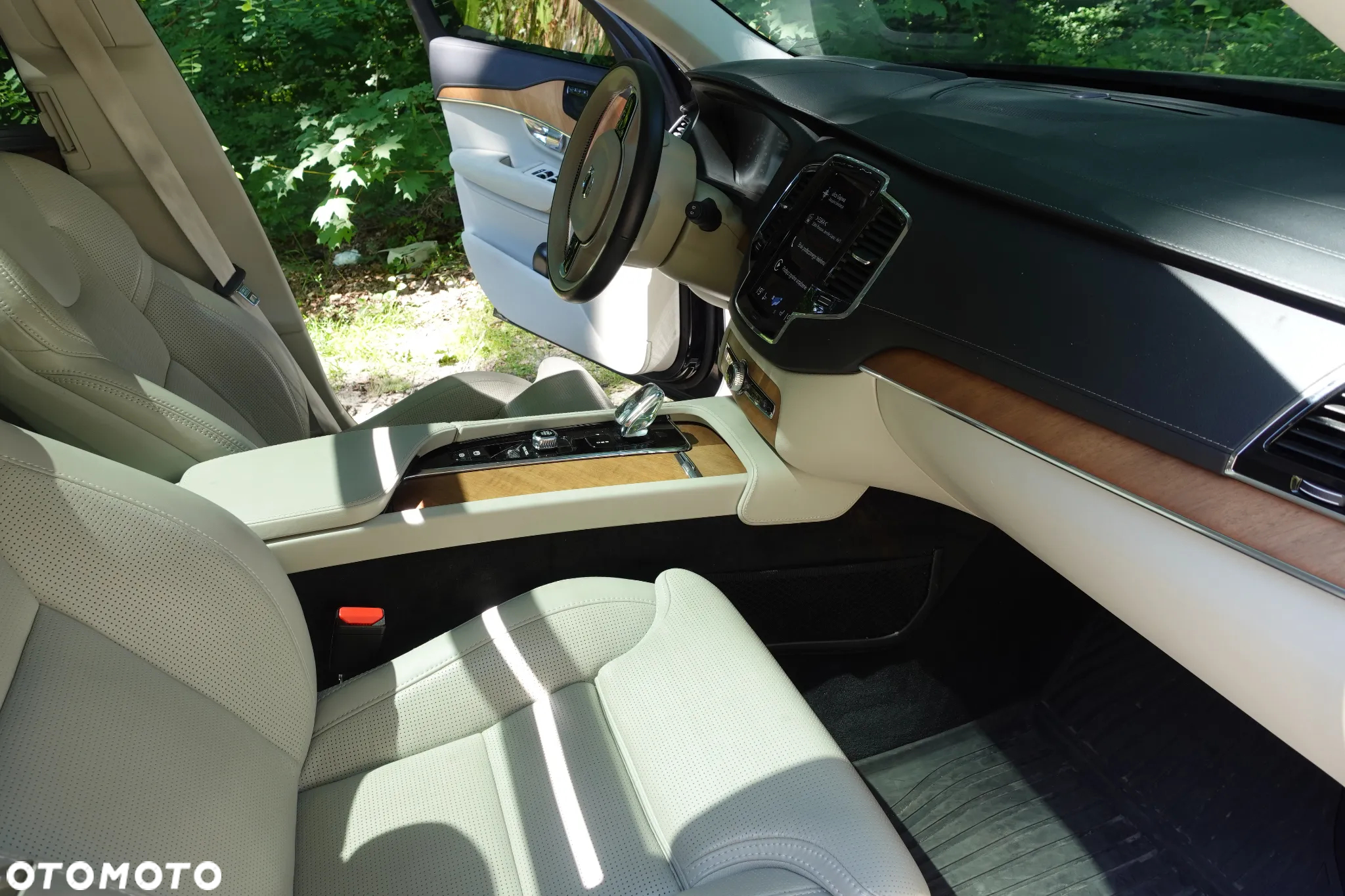Volvo XC 90 - 24