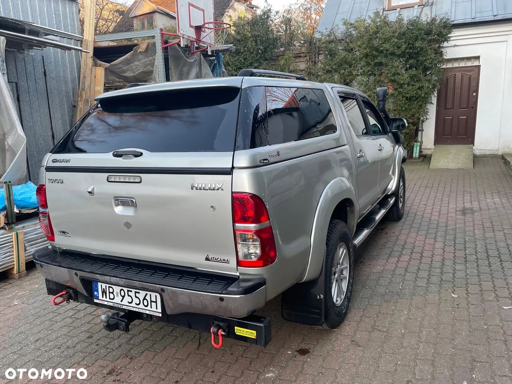 Toyota Hilux 3.0 D-4D SR5 - 5