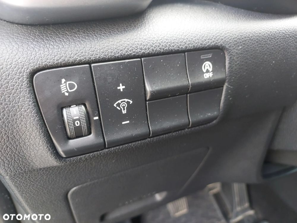 Kia Sportage 1.6 GDI Black Edition 2WD - 18