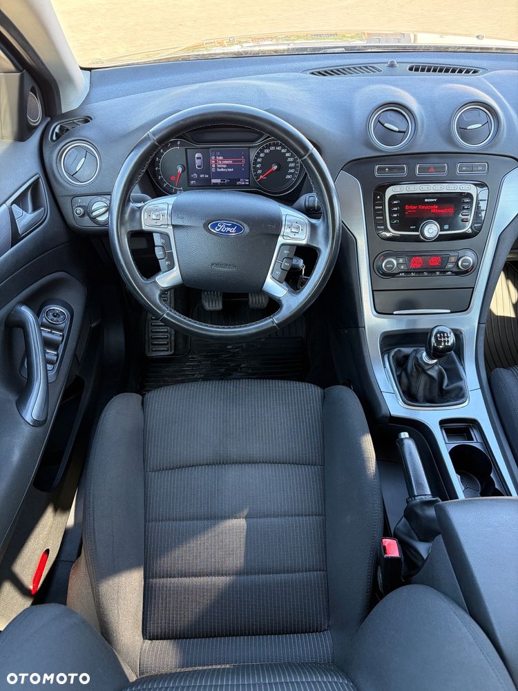 Ford Mondeo 1.6 Eco Boost Titanium - 14