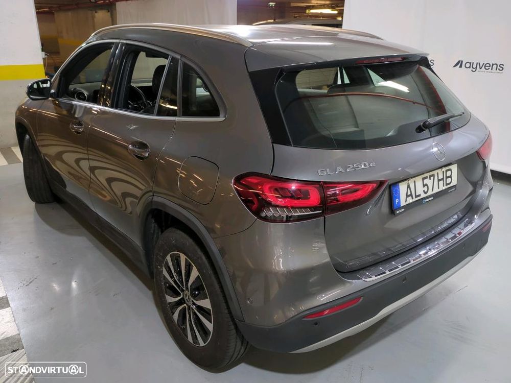 Mercedes-Benz GLA 250 e Style - 2