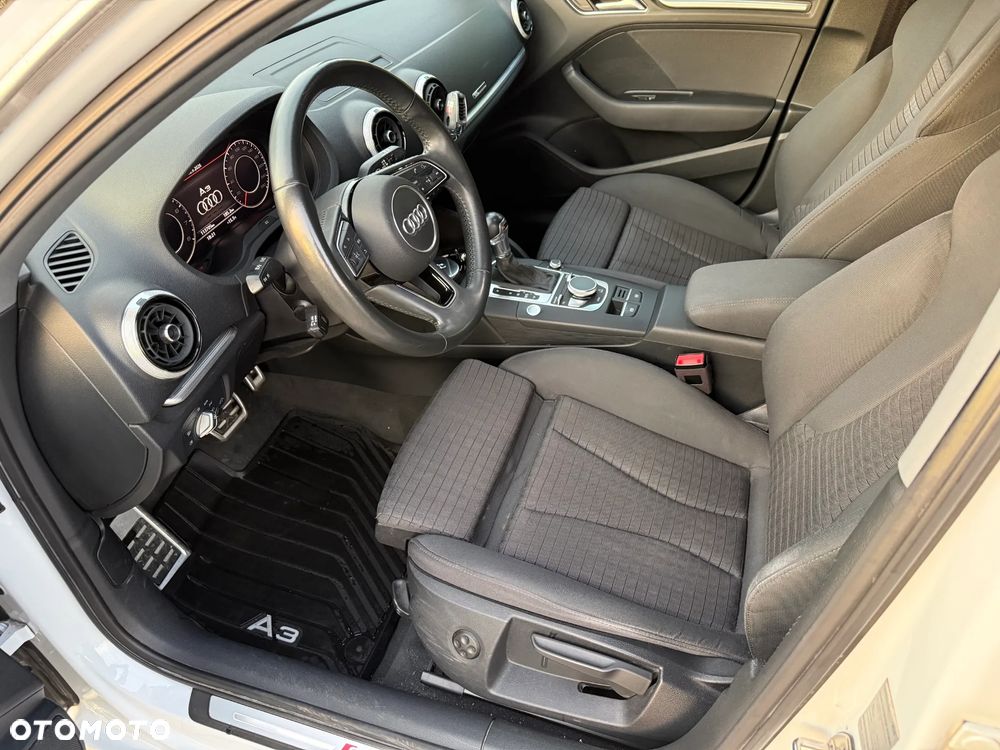 Audi A3 Sportback 1.5 TFSI Sport S tronic - 17