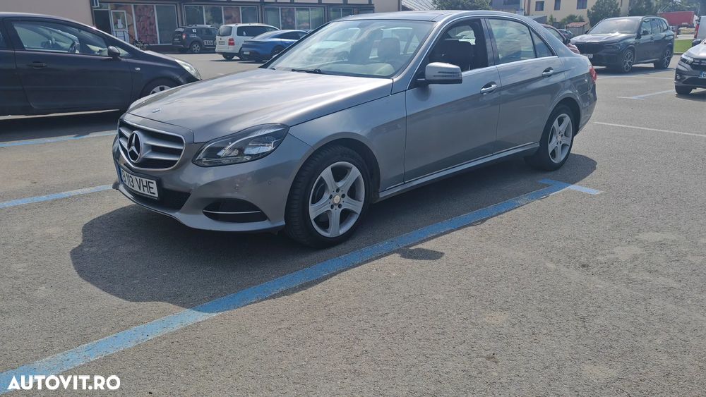 Mercedes-Benz E 300 BLUETEC HYBRID 7G-TRONIC - 1
