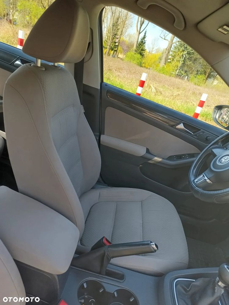Volkswagen Jetta 1.6 TDI Comfortline - 7