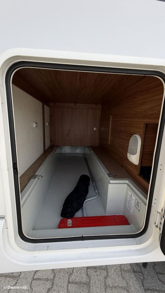Itineo Famili MC650 cama central à esquerda e basculante - 39
