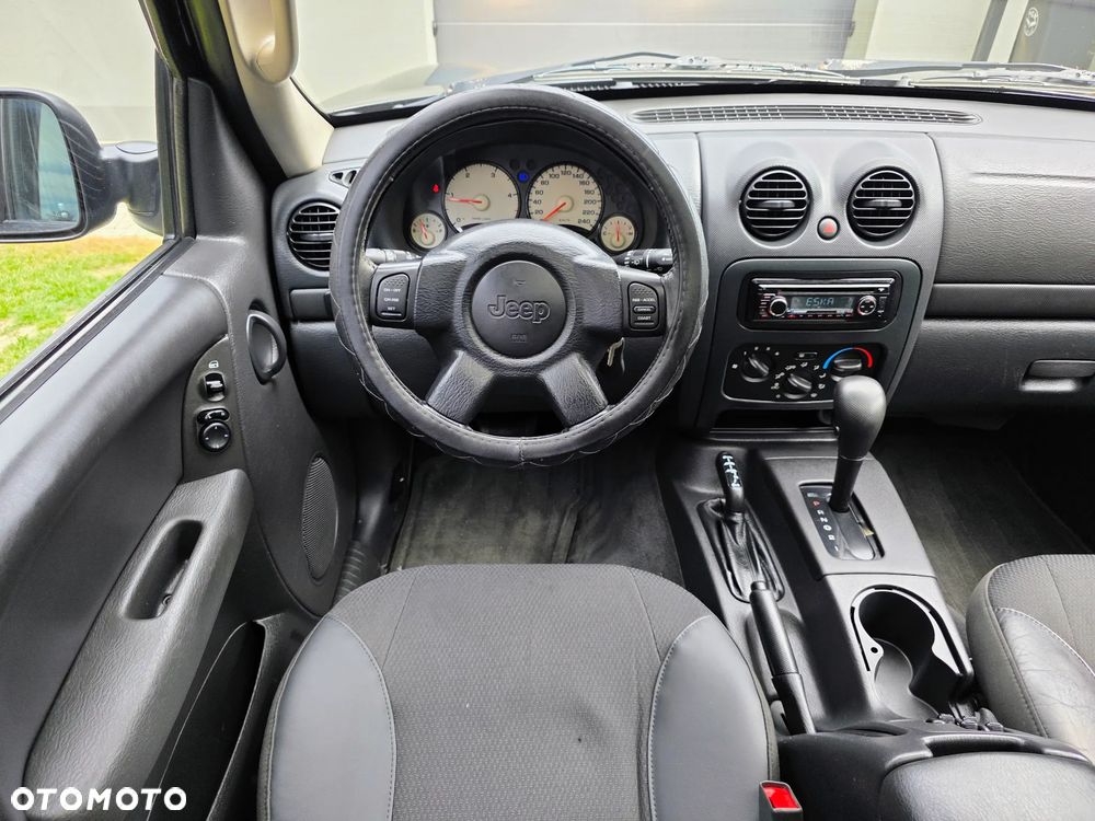 Jeep Cherokee 2.8 CRD Renegade - 30