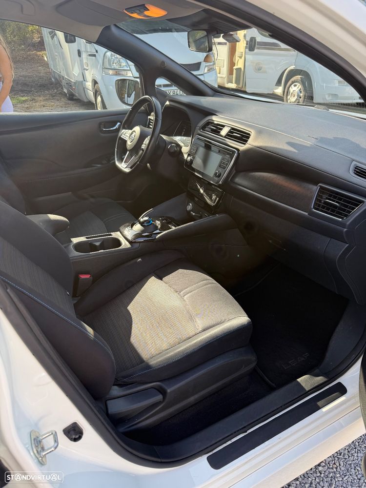 Nissan Leaf N-Connecta - 9