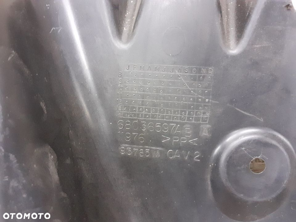 OSŁONA NADKOLA PRZÓD PRAWY DODGE RAM 10-> 68036597AB - 2
