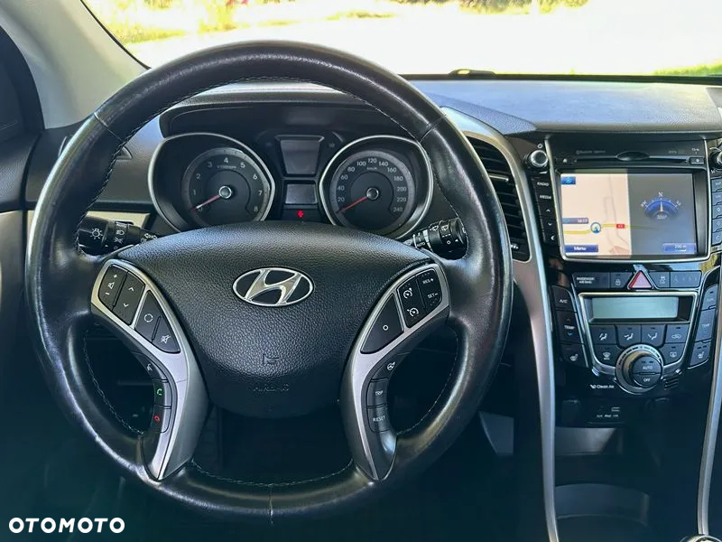 Hyundai i30 - 15