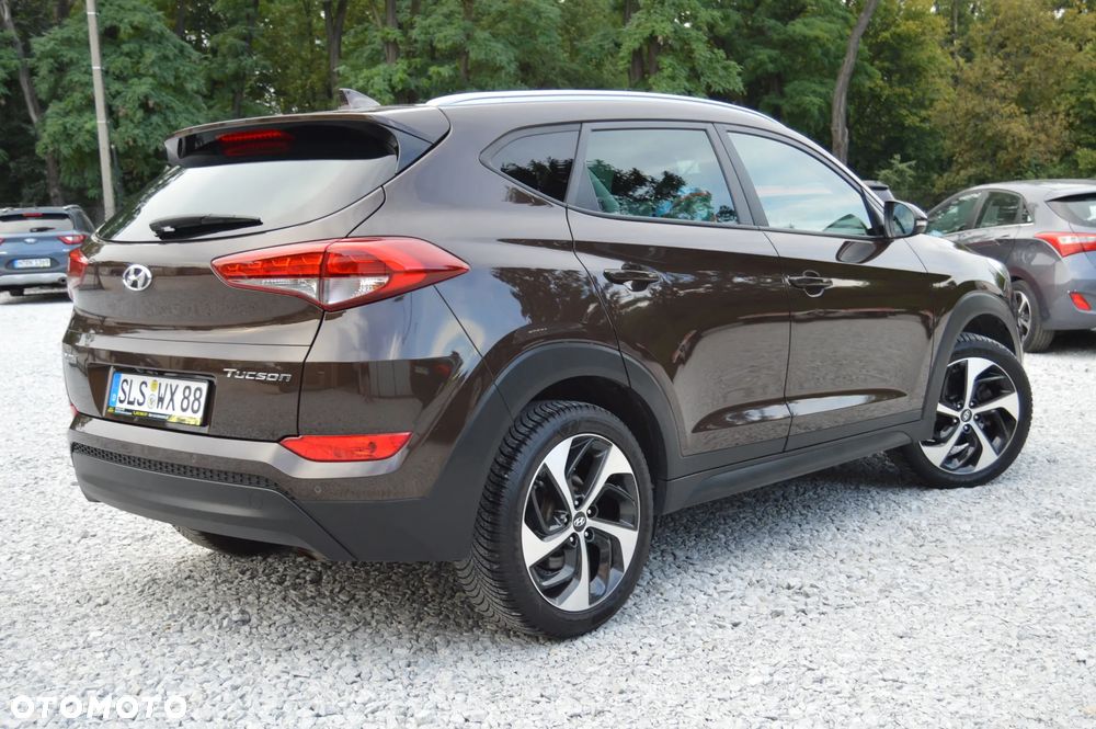 Hyundai Tucson blue 1.7 CRDi 2WD Style - 25