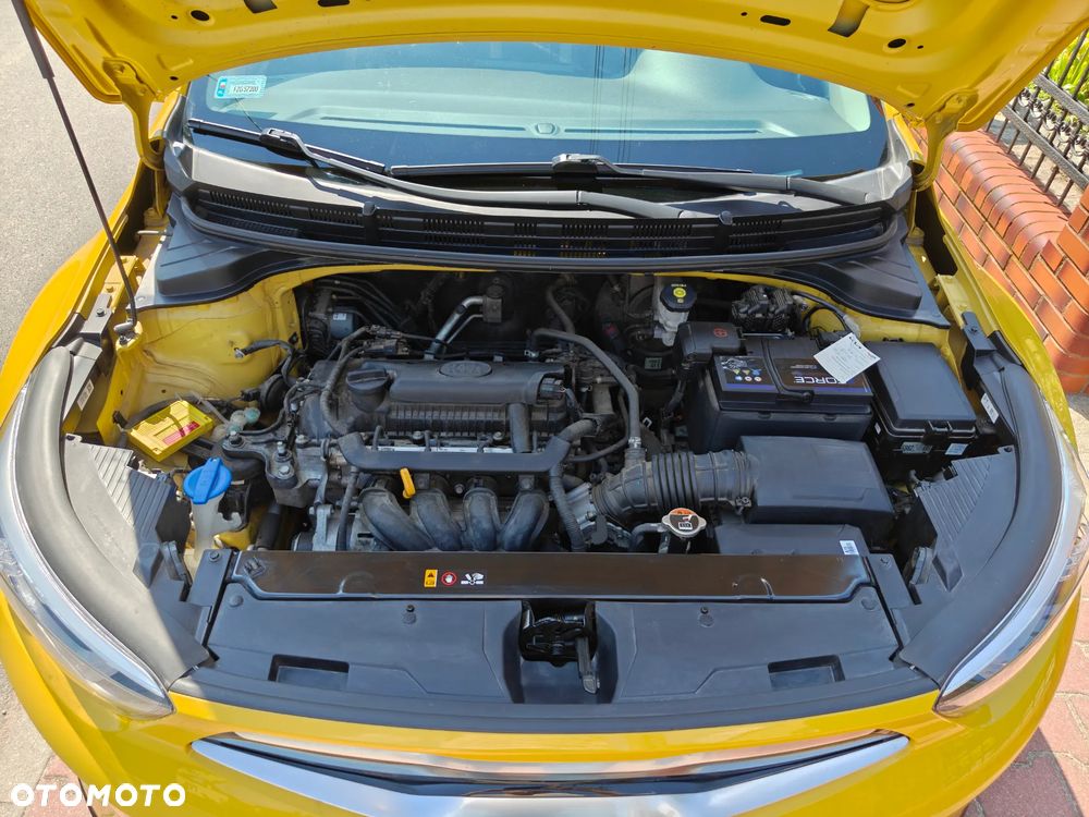Kia Stonic 1.4 L - 16