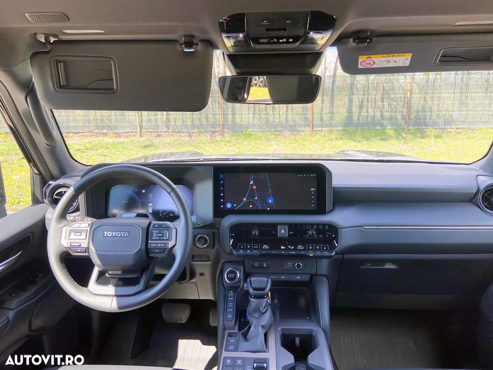 Toyota Land Cruiser 2.8l D-4D 204 CP A/T 7 locuri Executive - 21